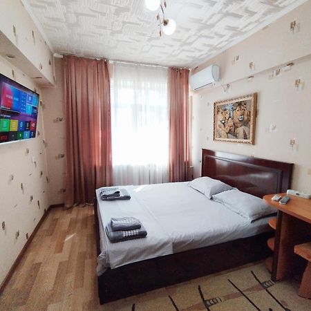 Большая Квартира В Сердце Столицы Taskent Exterior foto